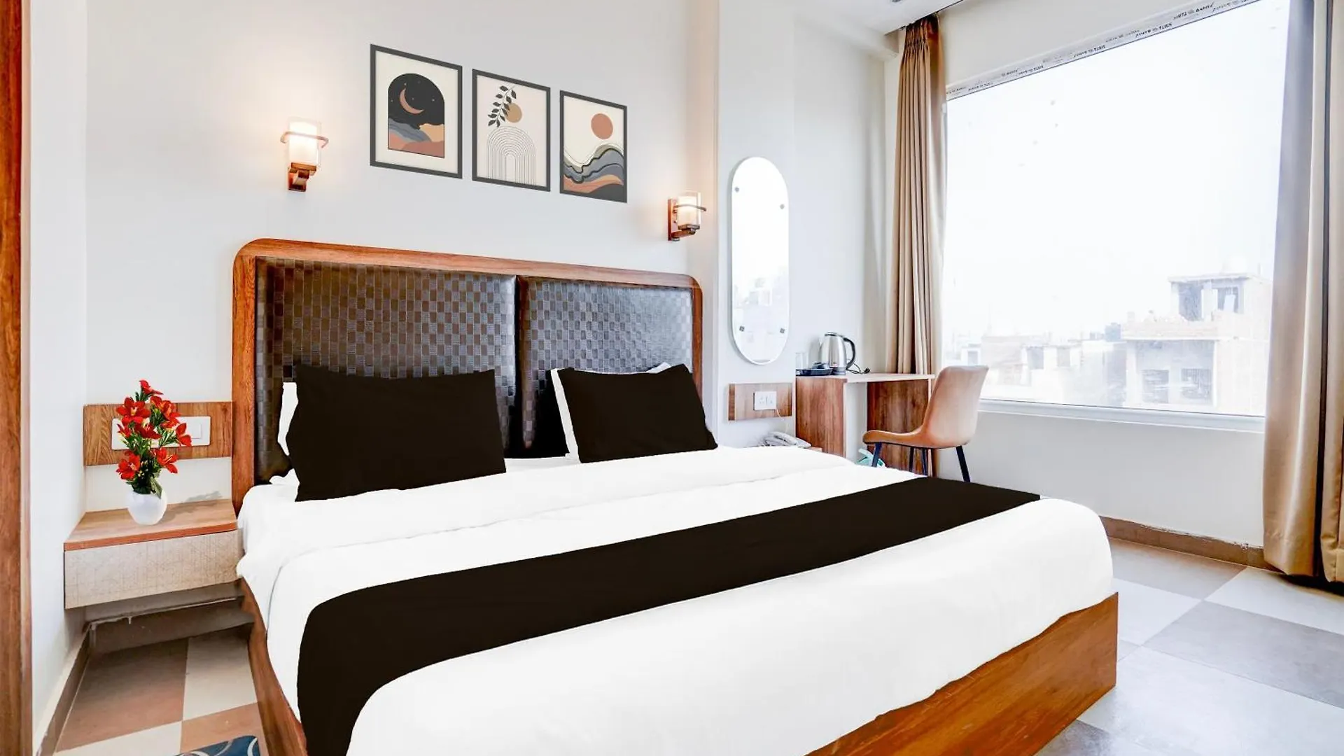 Super Townhouse Lahartara Railway Bridge Near Bus Stop فاراناسي